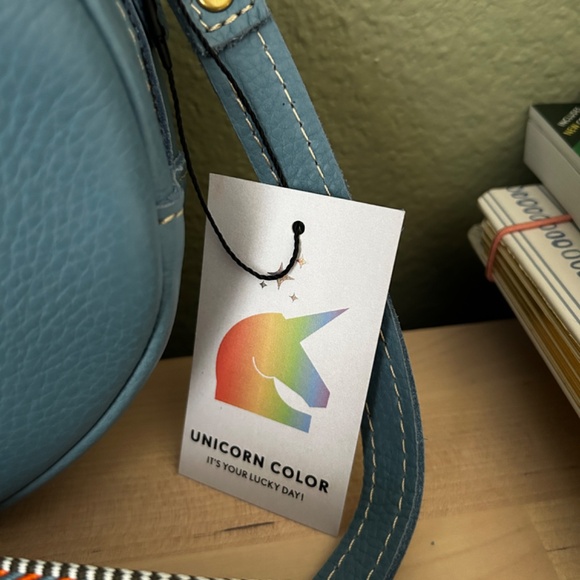 Portland Leather Small Circle Crossbody Bag in DREAM - Picture 2 of 6